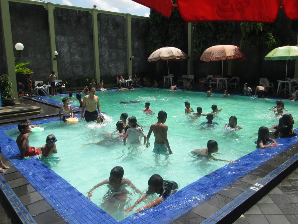 Hotel Wisanti Yogyakarta Kültér fotó