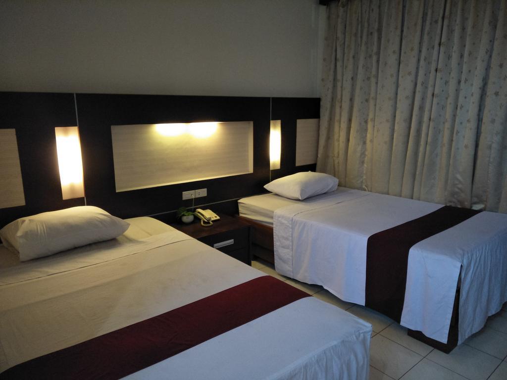 Hotel Wisanti Yogyakarta Kültér fotó